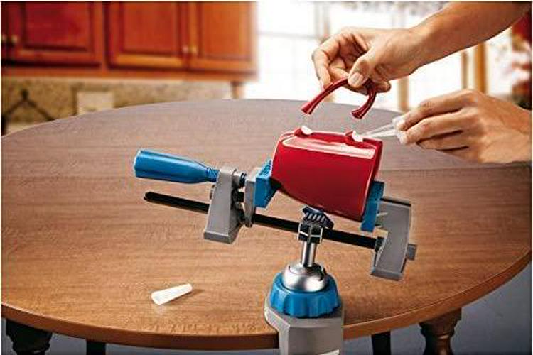 Dremel 2500 Multi-Vise, 3-in-1 Adjustable Bench Vice with Clamp and Tool Holder