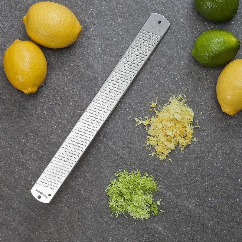 Microplane Zester Grater All Stainless Original Blade for zesting Citrus and Grating Cheese, Steel (40001)