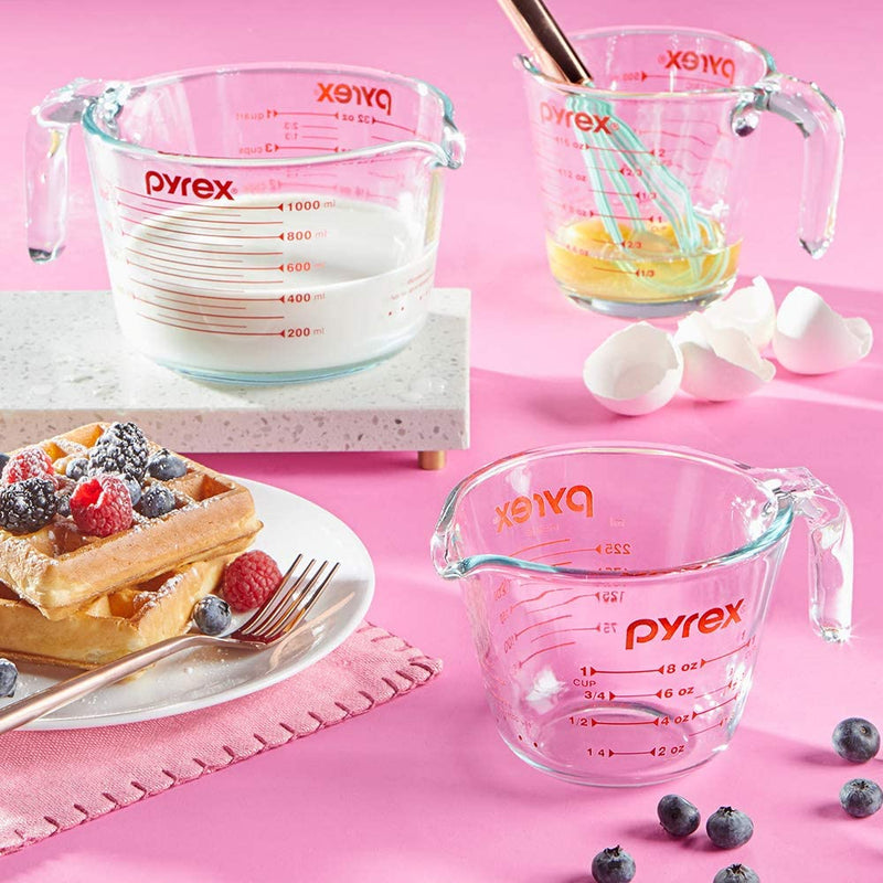 Pyrex 4-Piece Glass Measuring Cup Set with Large 8 Measuring Cup