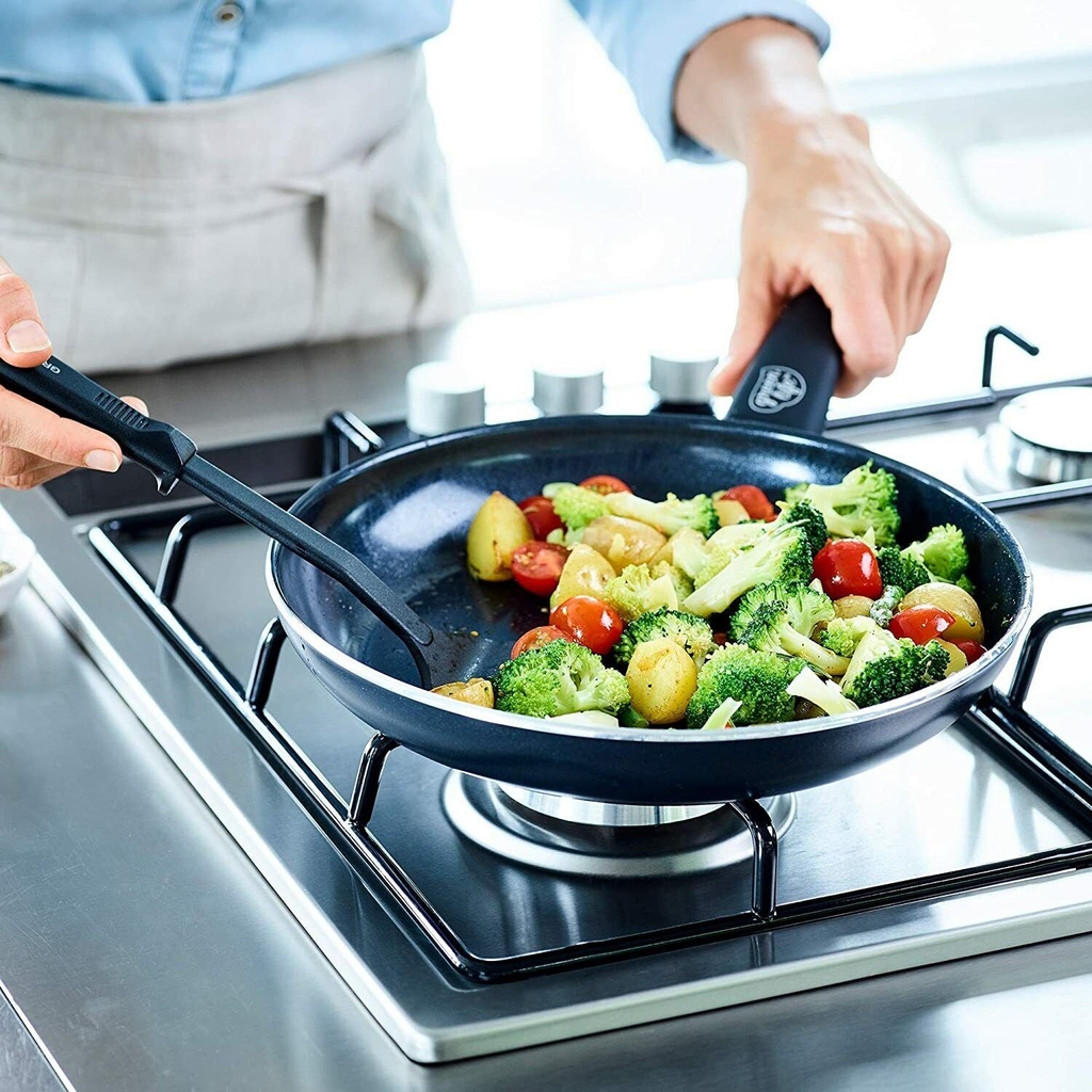 greenlife-cookware-pan-fry-soft-grip-16pc-set-ceramic-non-stick-black-diamond-05-76a46aff4ee85e5382cbc7d8b9157e5e.jpg
