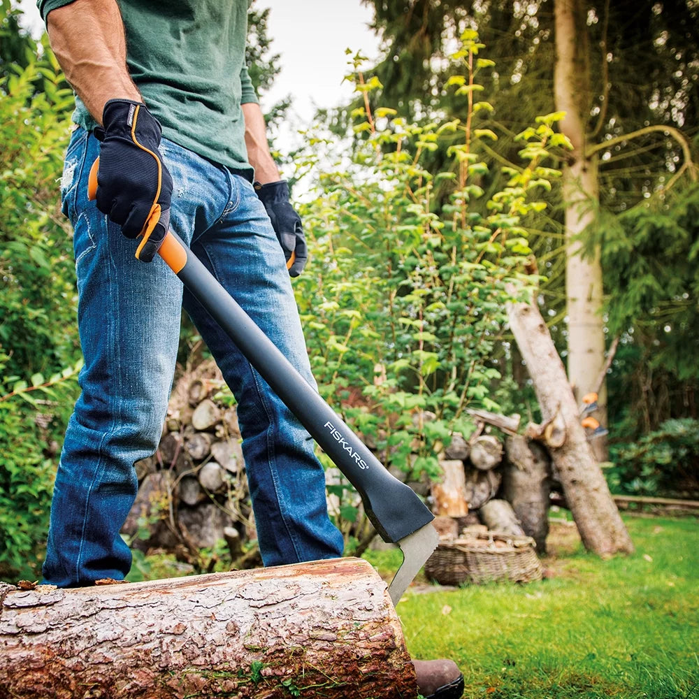 fiskars-28-hookaroon-saves-your-back-lift-load-heavy-rounds-of-firewood-and-split-wood-black-04-4bd34330ceaf1e6bdf3254169b5453d8.jpg