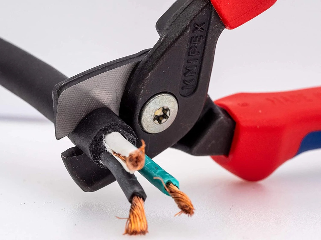knipex-cable-shears-with-stepcut-cutting-edges-1000-v-insulated-08-dc6f18a493abaca9c5b9674206308a58.jpg