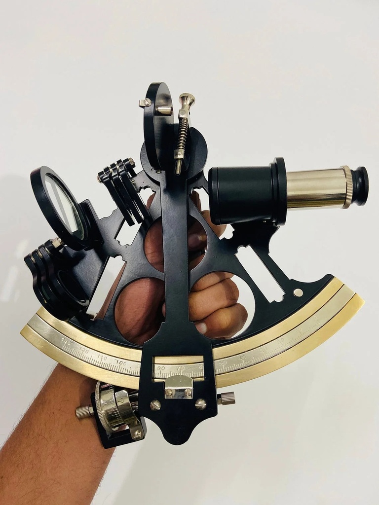 nautical-hand-made-british-admirals-micrometer-drum-readout-brass-sextant-working-navigational-instrument-astrolabe-ship-instrument-03-287a28e56c557701461595c01c54cf87.jpg