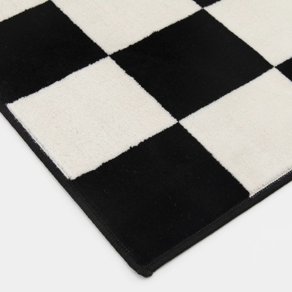 mainstays-36x56-black-and-white-check-indoor-area-rug-05-a6ff620e87f6342b488f7b2b5125c89c.jpg