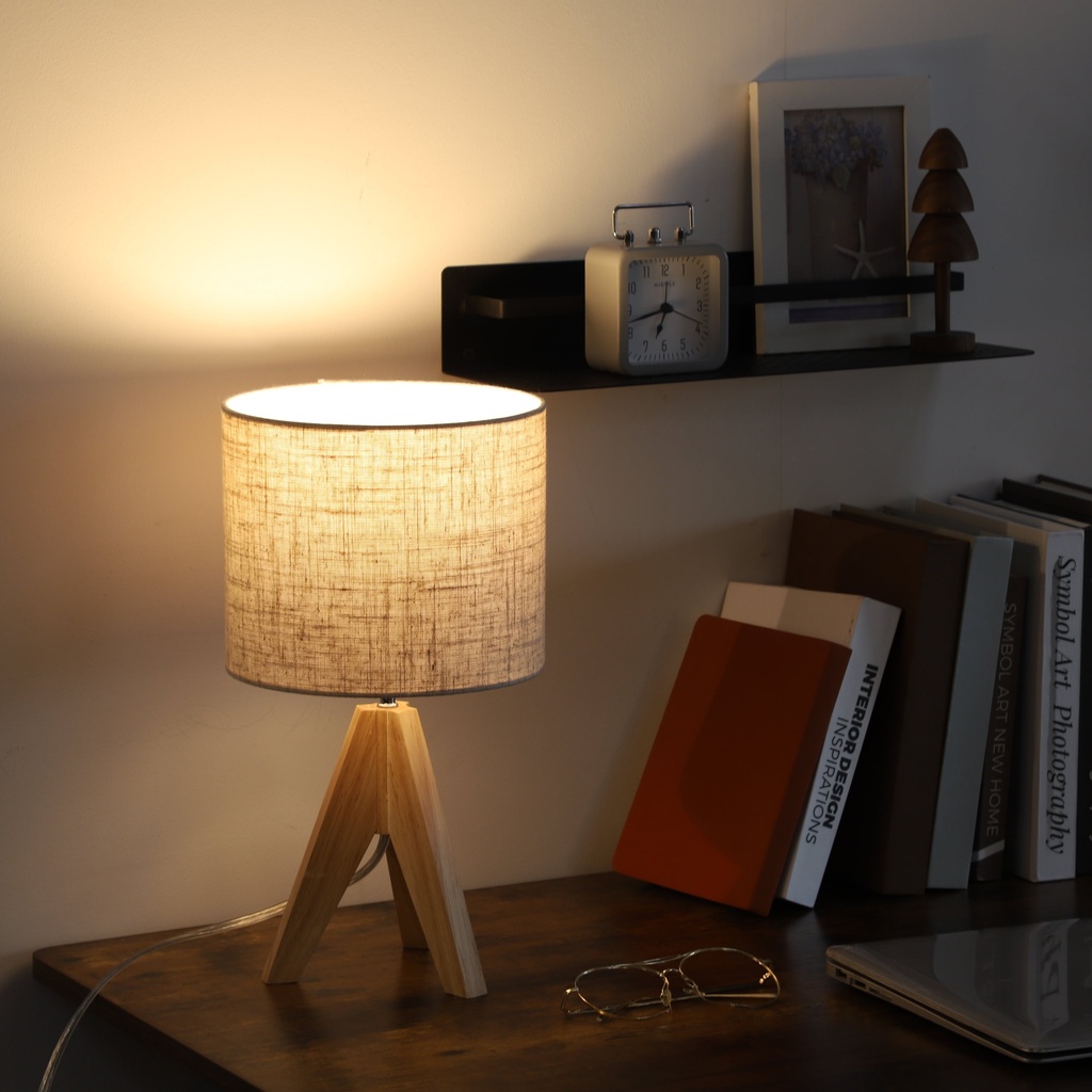 dewenwils-small-bedside-table-lamp-wood-tripod-nightstand-lamp-for-bedroom-console-table-dresser-fireplace-decoration-home-office-14-2-inches-11-f1372038-4434-4a70-8d19-620d1bcef896.6d236c1cb3b93f019f390c055bdd868e.jpg