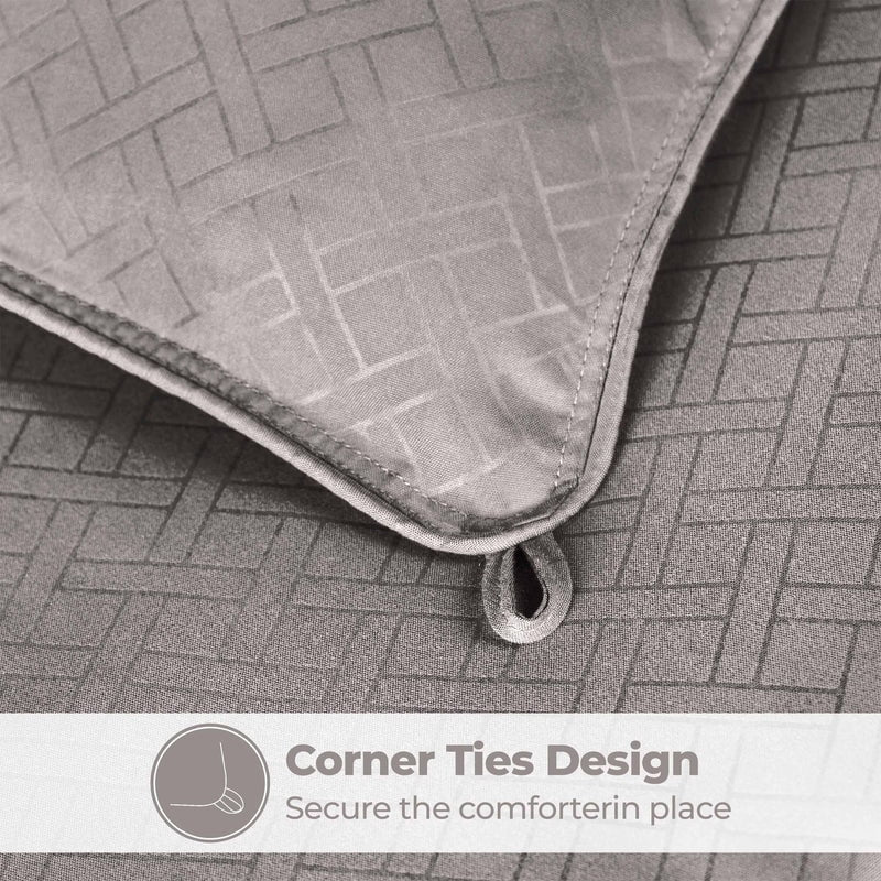 superior-striped-reversible-down-alternative-comforter-charcoal-full-queen-07-afdf05b74f8cd4fb6dda82bd55b0dc70.jpg