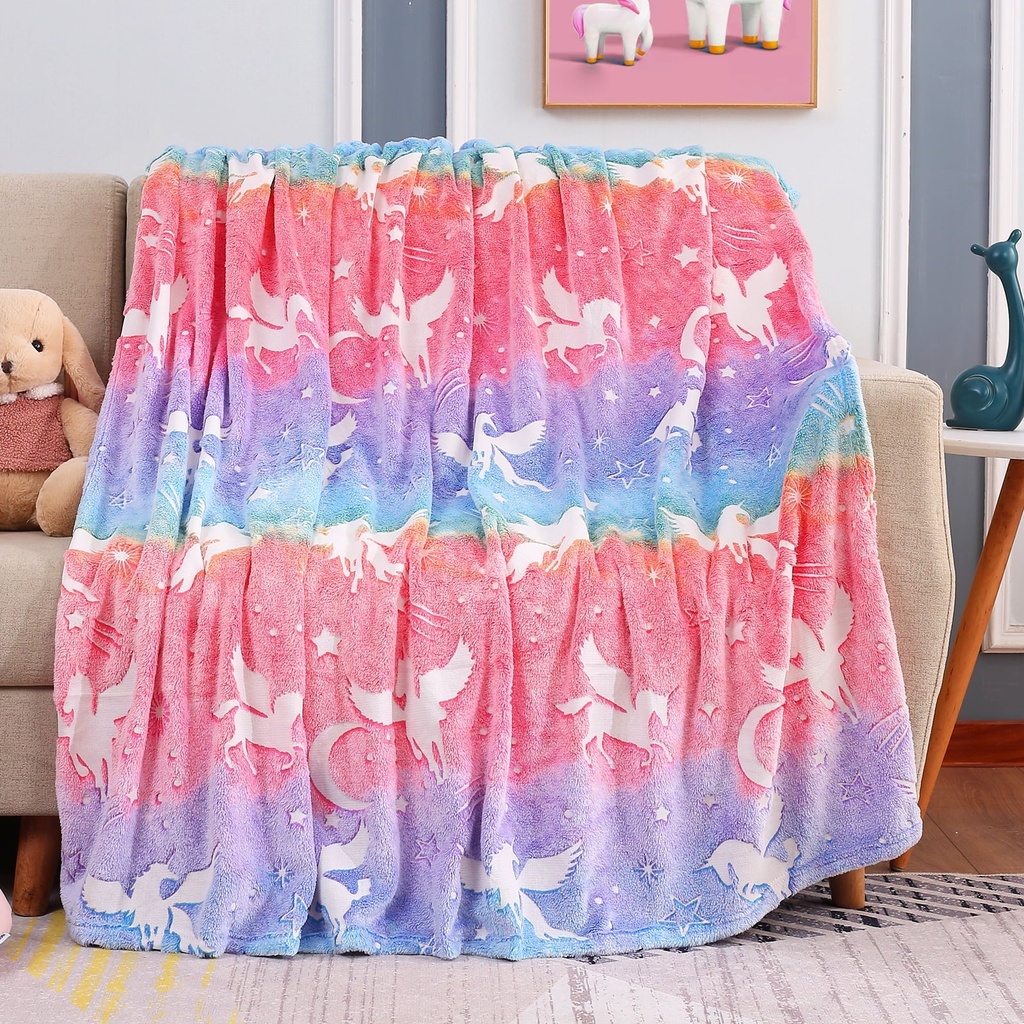 jisen-unicorn-glow-in-the-dark-throw-blanket-perfect-gift-for-girls-50x60-machine-washable-05-3fa57bede90019b35c8e0a784115cbc3.jpg