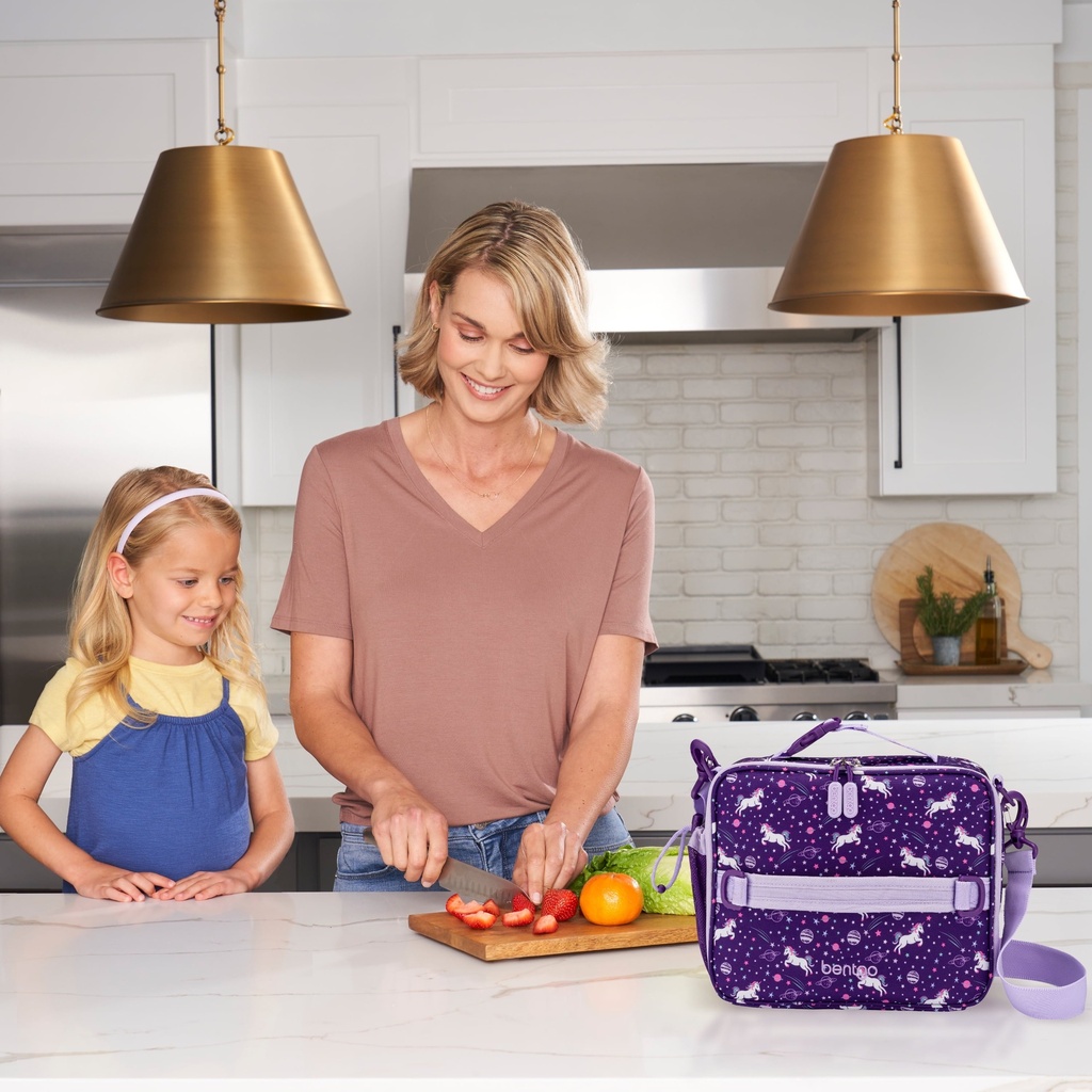 bentgo®-kids-prints-lunch-bag-double-insulated-durable-water-resistant-fabric-with-interior-and-exterior-zippered-pockets-and-external-bottle-holder-ideal-for-children-3-dinosaur-02-882a6cad-39c0-4163-8957-450746f6b92a.3380bca5369d25cc6037105b517cb123.jpg