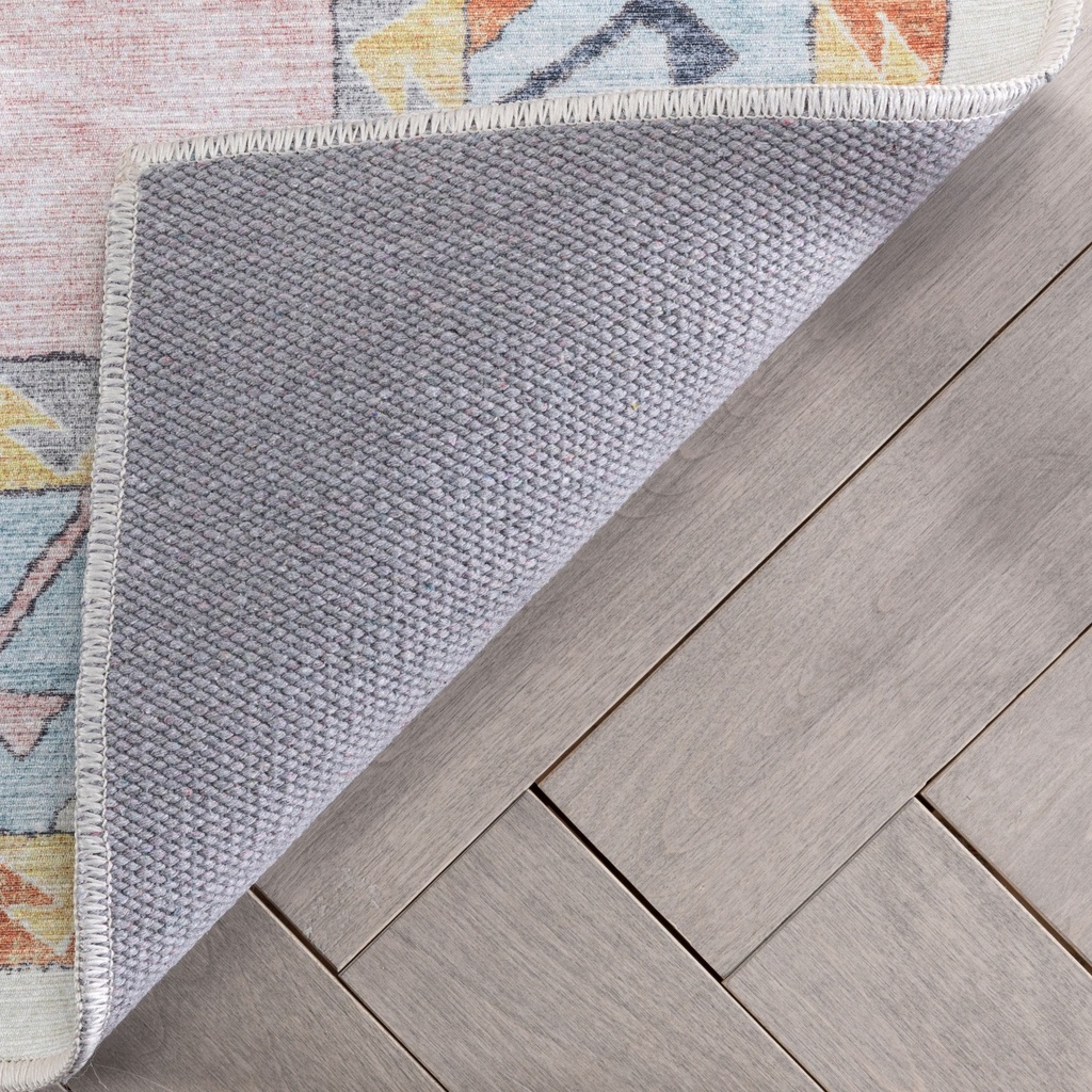 well-woven-medallion-rug-pink-beige-33-x-5-apollo-kids-collection-02-a8f48e2f-c06f-47c2-af65-2400cec6ddc5.74108f472972708d3376a716d215b55e.jpg