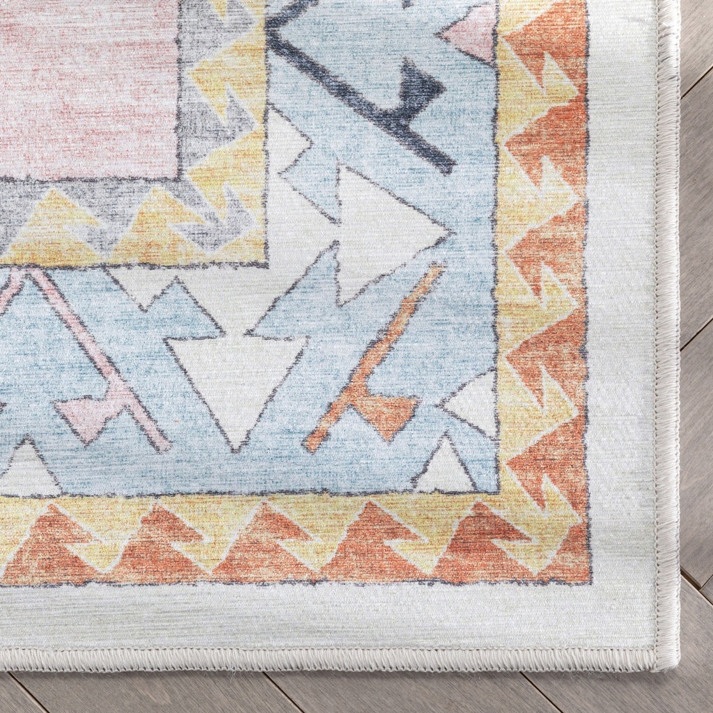 well-woven-medallion-rug-pink-beige-33-x-5-apollo-kids-collection-03-9ccacbad-067c-4624-97d4-02734face92a.c01550ac73be3d0369e43e5fda4d3419.jpg