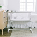 baby-delight-beside-me-dreamer-bassinet-bedside-sleeper-driftwood-gray-ages-0-5-months-unisex-04-5e6bb6a30b325b84ece213e6a153c26c.jpg