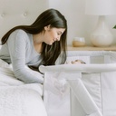 baby-delight-beside-me-dreamer-bassinet-bedside-sleeper-driftwood-gray-ages-0-5-months-unisex-06-cb9fdbe4aaadc3a3f2fd3e65c968f61e.jpg