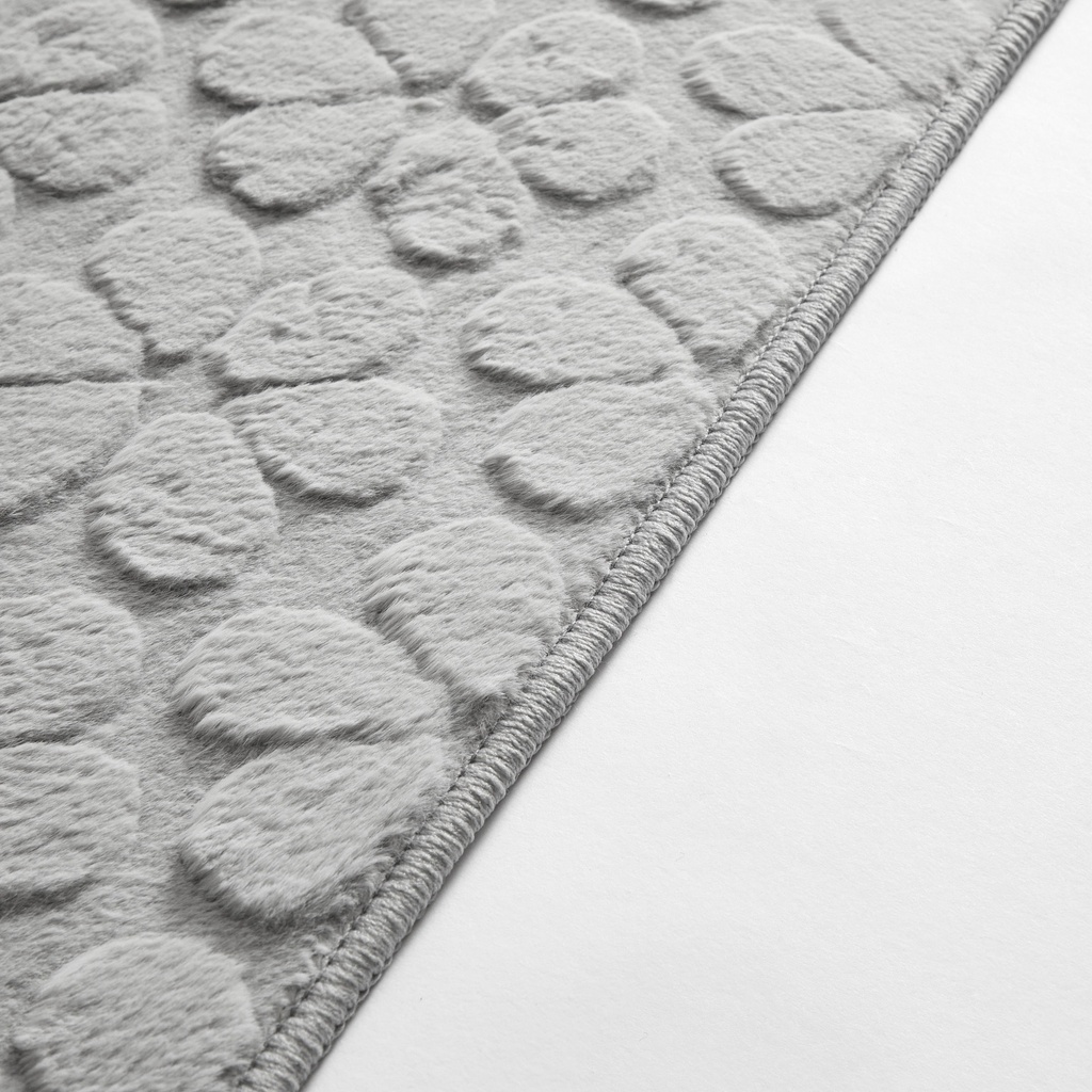 mainstays-gray-raised-flower-rug-30x46-05-6500f628-ced7-41db-9b63-9e52c45d12e0.262cea80ac4655b08cf3f2776d74b108.jpg