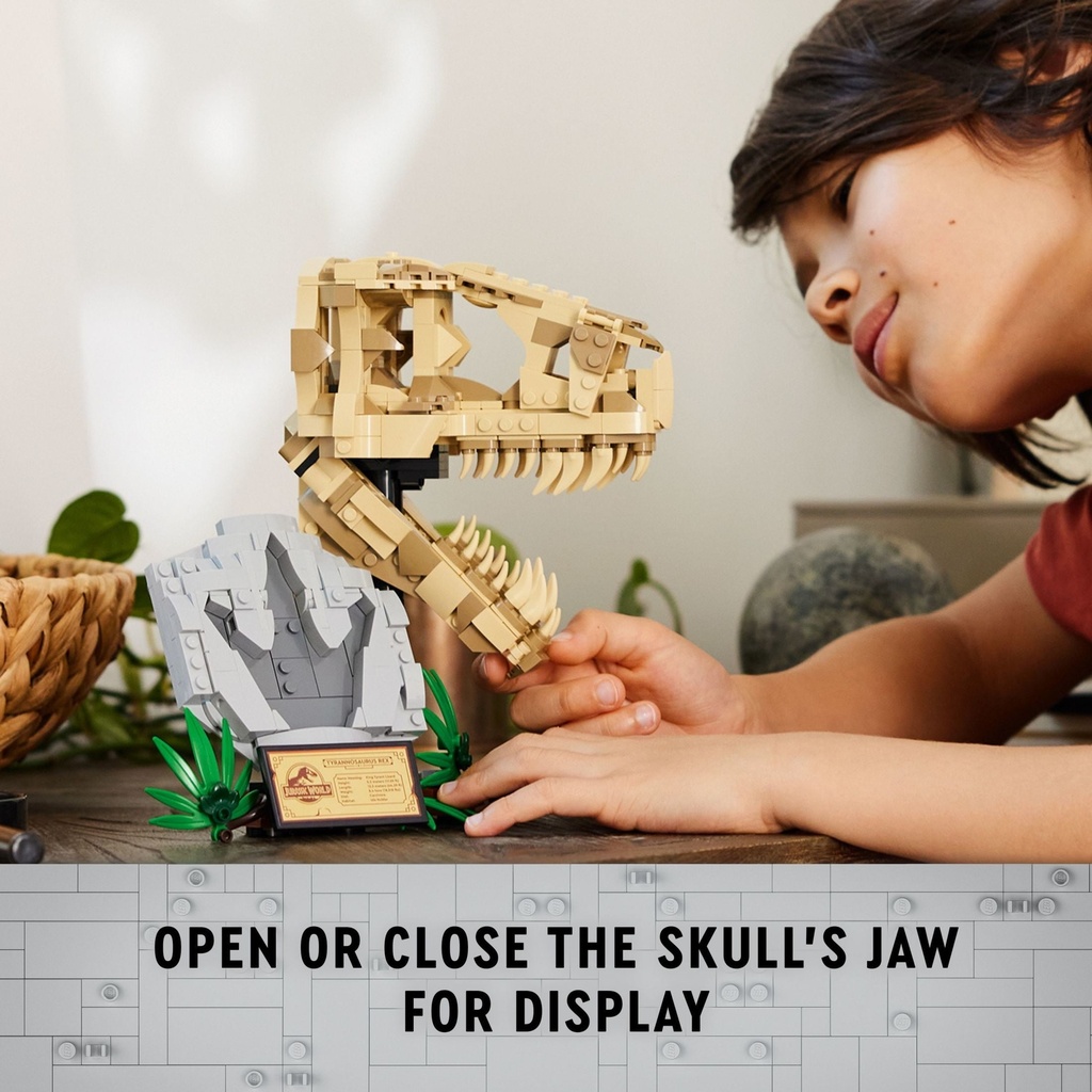 lego-jurassic-world-dinosaur-fossils-t-rex-skull-dino-toy-for-boys-and-girls-educational-skeleton-model-set-with-bones-for-kids-great-gift-for-fans-of-the-jurassic-park-movies-76964-04-0fc44500-64ad-400e-9347-917b0de56f91.1888ee663d9dc81d0079a5483d568d01.jpg