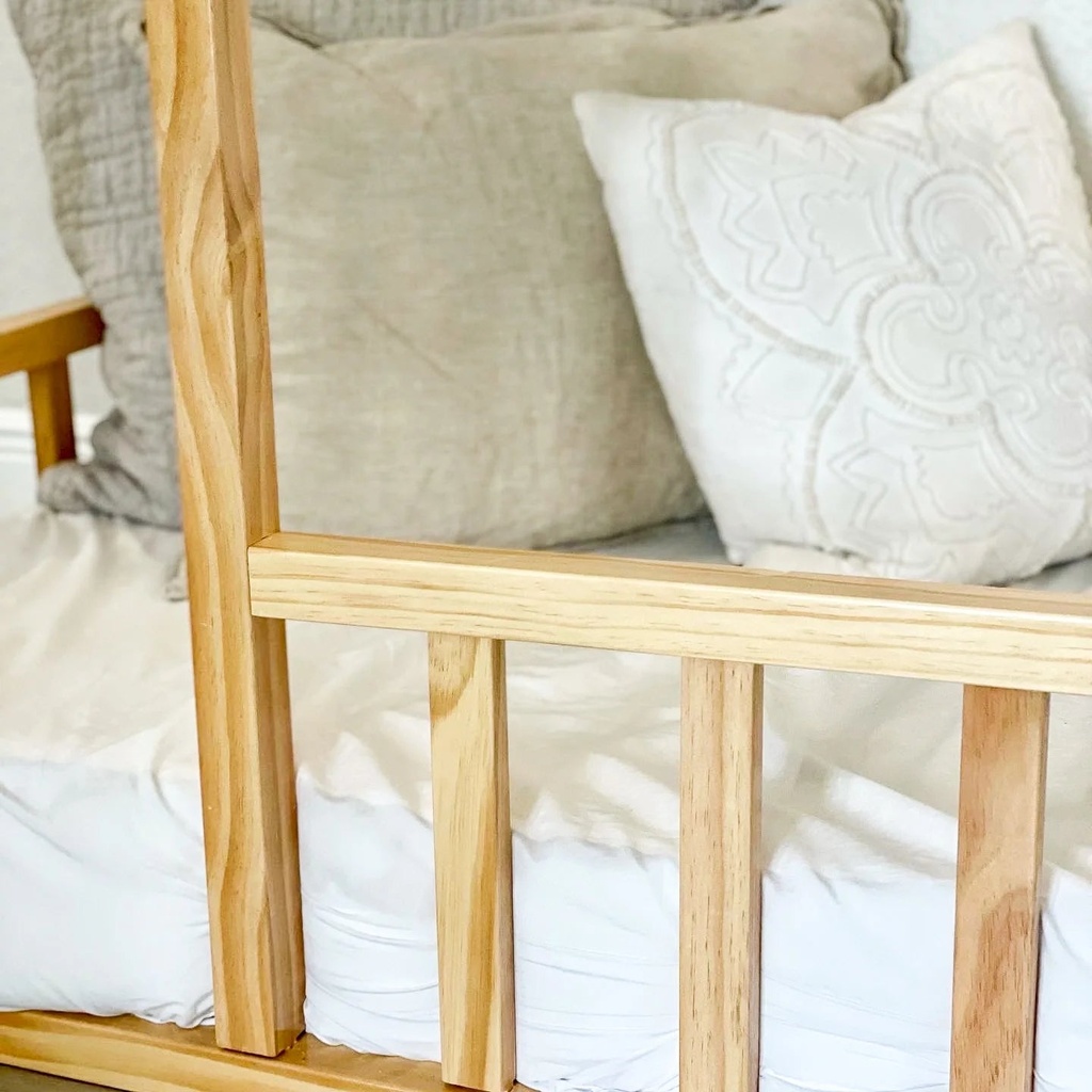 2mamabees-montessori-house-bed-with-rails-twin-04-1f7856062306d74cf2e27435d7f2b938.jpg