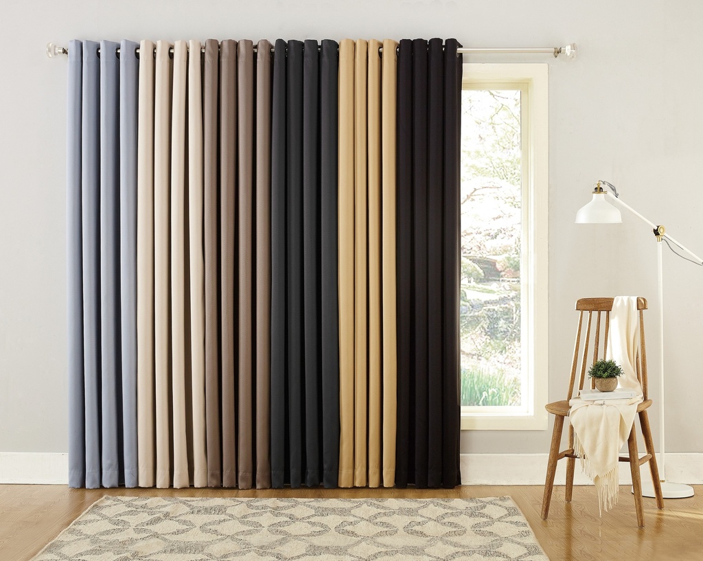 sun-zero-oslo-theater-grade-100-blackout-grommet-curtain-panel-52-x-84-coal-black-08-b98c2dae-af03-4fba-b469-476bbcd89fa7.d24aafea07dc34ff7a1bf28d479127c3.jpg