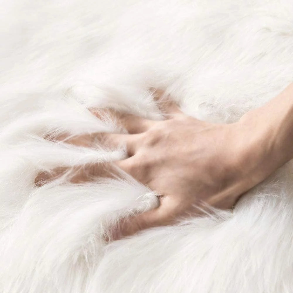 sanmadrola-faux-sheepskin-area-rugs-fluffy-shaggy-rug-ultra-soft-faux-fur-carpets-rug-fluffy-washable-rug-for-bedroom-nursery-room-luxury-living-room-decor-white-4x6-ft-02-1d545b8093bdade4194840e79c43284d.jpg