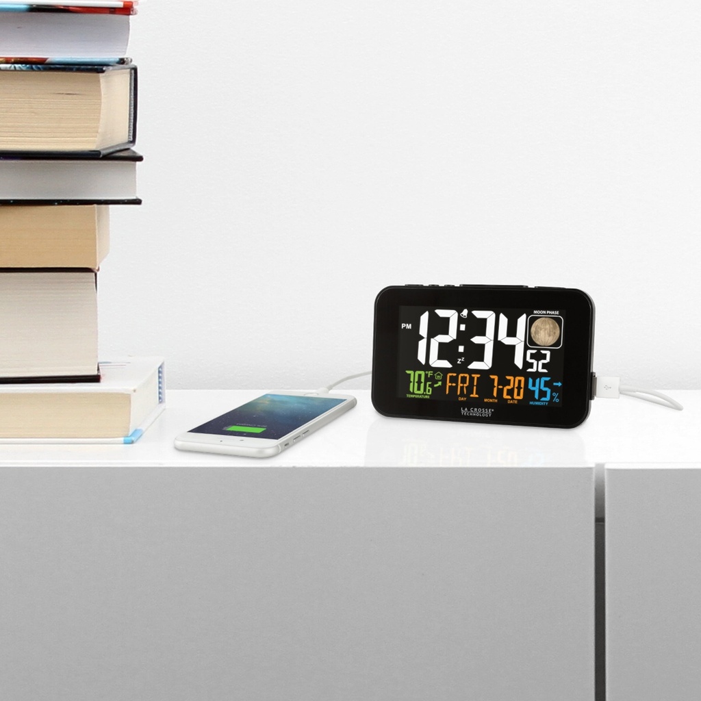 la-crosse-technology-corded-electric-led-black-atomic-alarm-clock-with-usb-charging-port-617-1485b-07-5d04128d-cd49-4ee4-99c0-fbbd276c97f2.a91be476e603e59c7f45b1aea47436ac.jpg