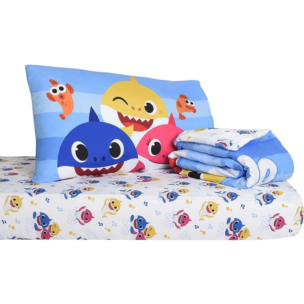baby-shark-toddler-bedding-sheet-set-3-piece-set-for-kids-with-reversible-comforter-03-f29a6f10067ab3ea742e129813395ba6.jpg