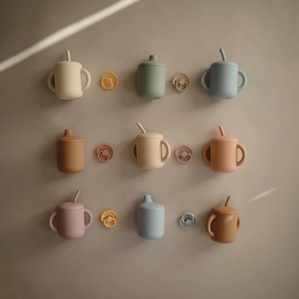mushie-silicone-sippy-cup-tradewinds-leak-proof-straw-cup-toddlers-6-months-unisex-6-fl-oz-04-5b85cde215b6ec0d8b462ab1300e0efa.jpg
