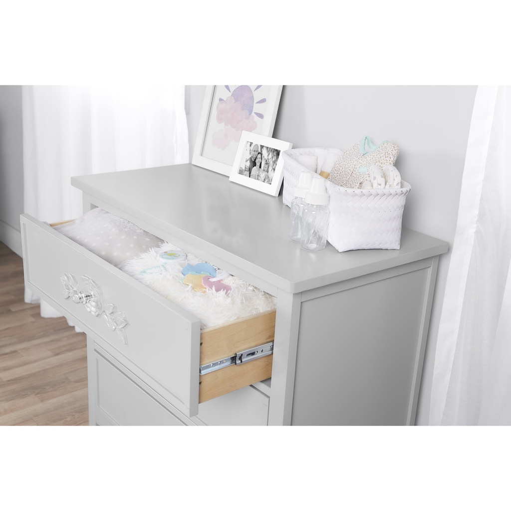 dream-on-me-tiana-3-drawer-dresser-in-silver-shimmer-easy-to-assemble-durable-pinewood-05-ce7e7fe6-828c-4d43-990f-4ac420b5a702.ac31facfe4384fe04e87baaf5c6ecb40.jpg