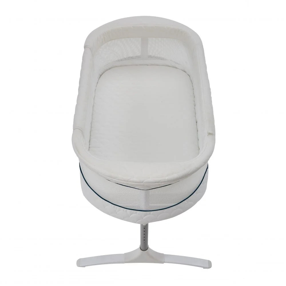 sealy-cozy-cool-baby-bassinet-bedside-sleeper-fitted-sheet-white-03-c3dfc1b900b3a160c6b0ccc9b761ecfb.jpg