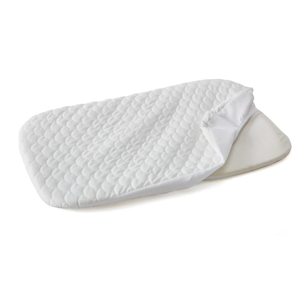 sealy-cozy-cool-baby-bassinet-bedside-sleeper-fitted-sheet-white-04-568cb48ef3c3eebc63c4ec52f3b1abee.jpg