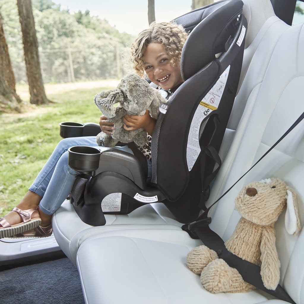 evenflo-chase-plus-2-in-1-booster-toddler-car-seat-huron-black-04-6ba69e62-cc78-4b85-9c0a-d5ddf8e00e76.b6c701849d306a2139189347341883f6.jpg