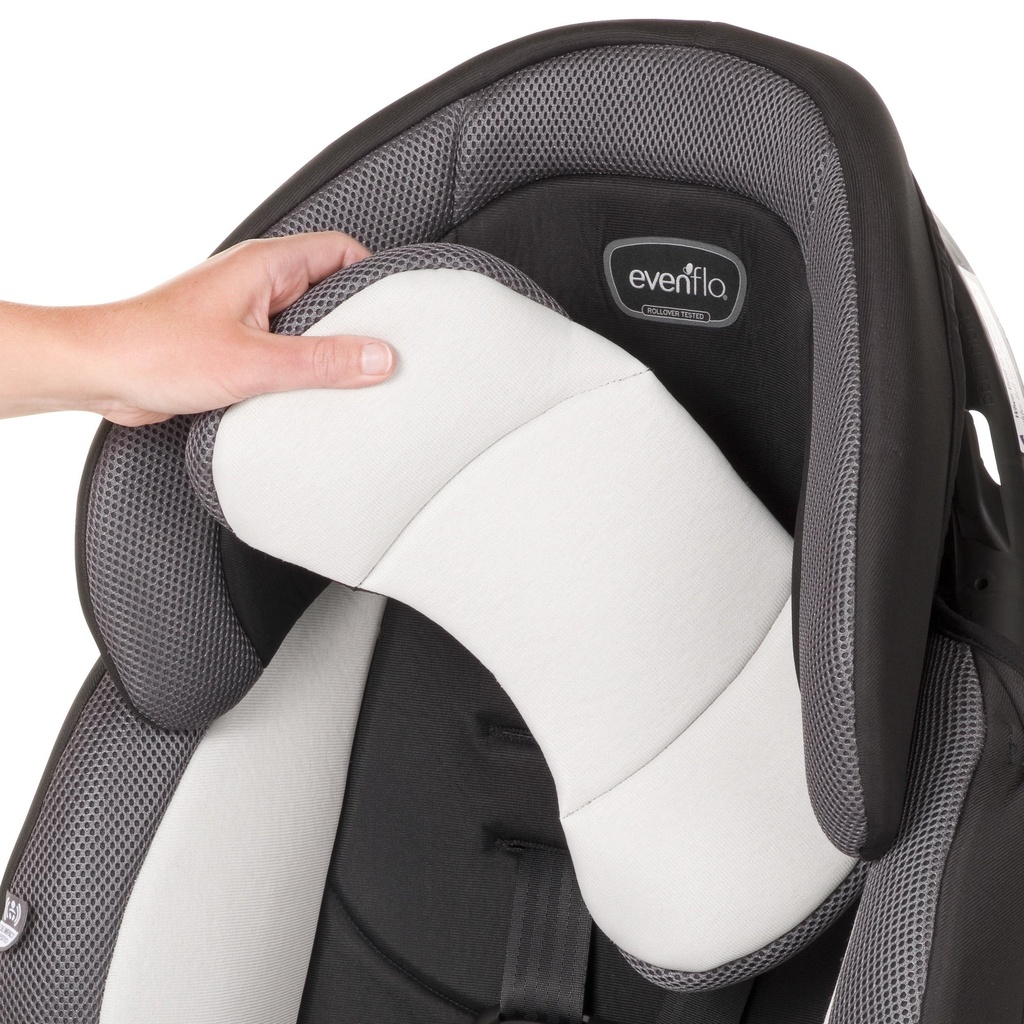evenflo-chase-plus-2-in-1-booster-toddler-car-seat-huron-black-11-ca7a36f7-0a40-4939-bcbb-c0d2bc1cda6b.506f1be5ad634d742c891bdc045ef394.jpg