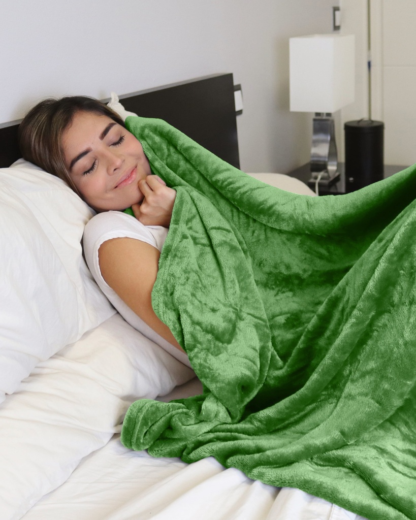 lux-decor-collection-queen-fleece-blanket-super-soft-warm-fuzzy-cozy-for-all-seasons-plush-microfiber-wearable-blanket-90x90-green-05-05845fc7-adea-4202-a7de-0e7240ea5167.e3093724050e3230450a38ee40471ef2.jpg