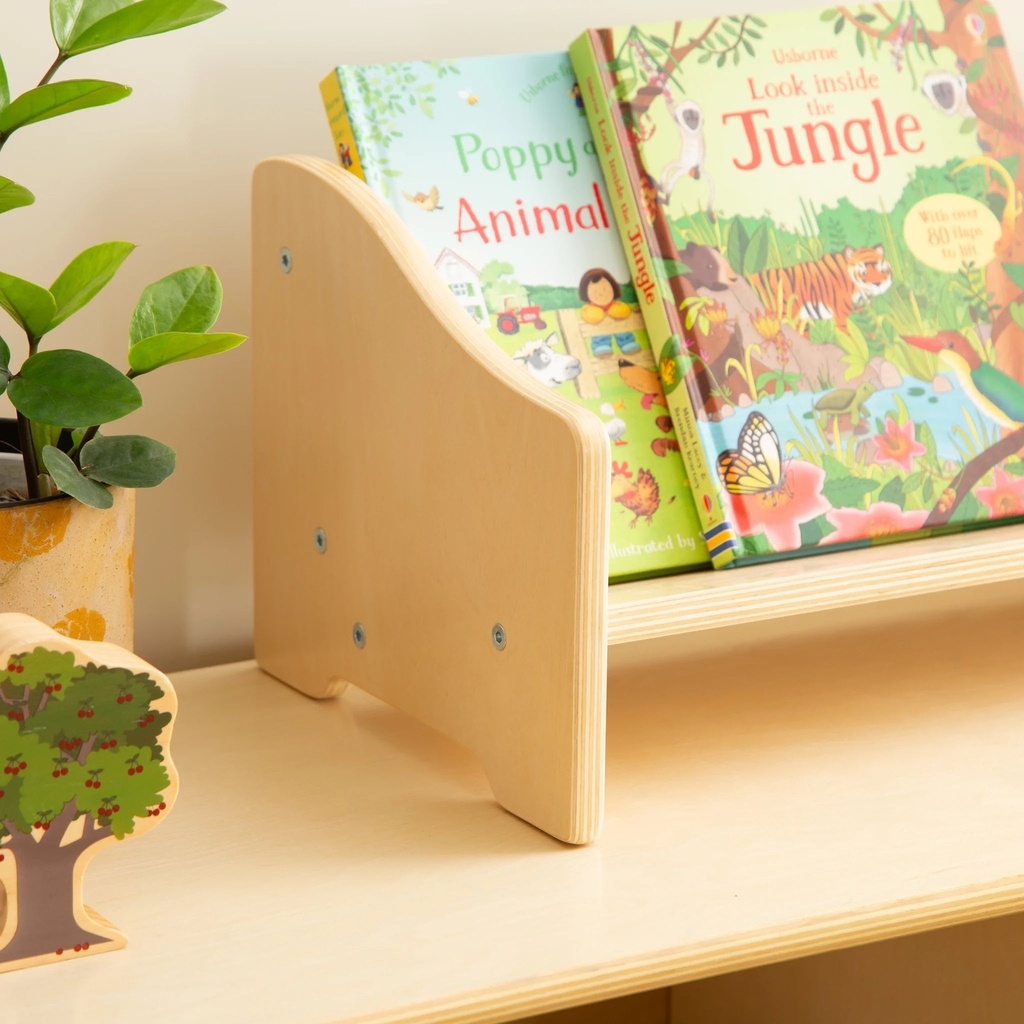 guidecraft-tabletop-book-browser-natural-bookshelf-for-kids-home-office-and-school-furniture-book-organizer-02-b0d4da5d6f317d96c9966a32c71c4842.jpg