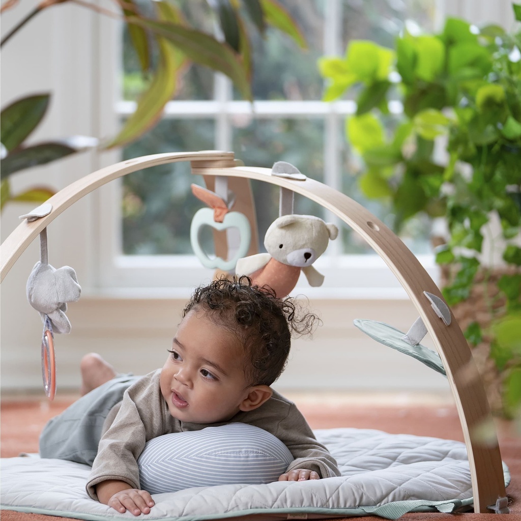 ingenuity-cozy-spot-reversible-infant-baby-activity-gym-tummy-time-play-mat-with-self-storage-10-15723eda-5454-4576-ae83-13ab54f610bb.daa107034f17fd35940b65ebf460f3e8.jpg