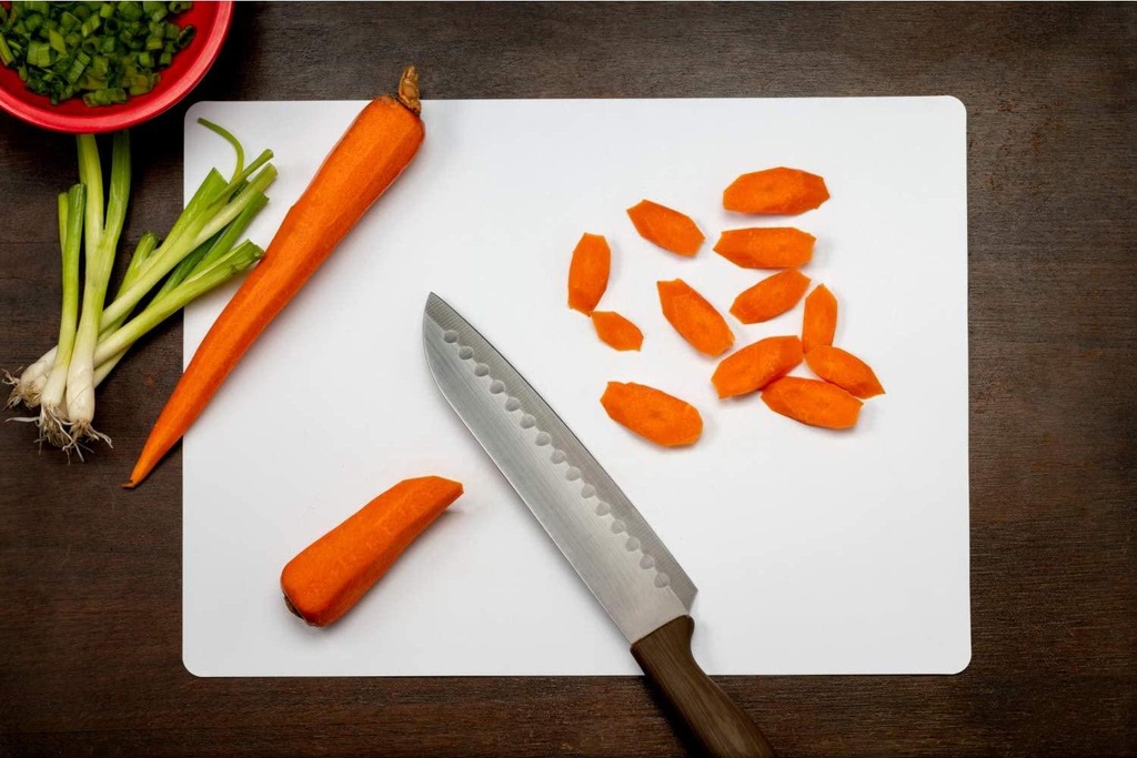 crown-25-count-premium-quality-disposable-cutting-boards-17-inch-x-12-inch-disposable-sheets-for-kitchen-and-commercial-use-patent-pending-recyclable-disposable-cutting-board-sheets-04-Crown_25_Count_Premi_650cf9633e2f65ff9685dd5c9848340f.jpg