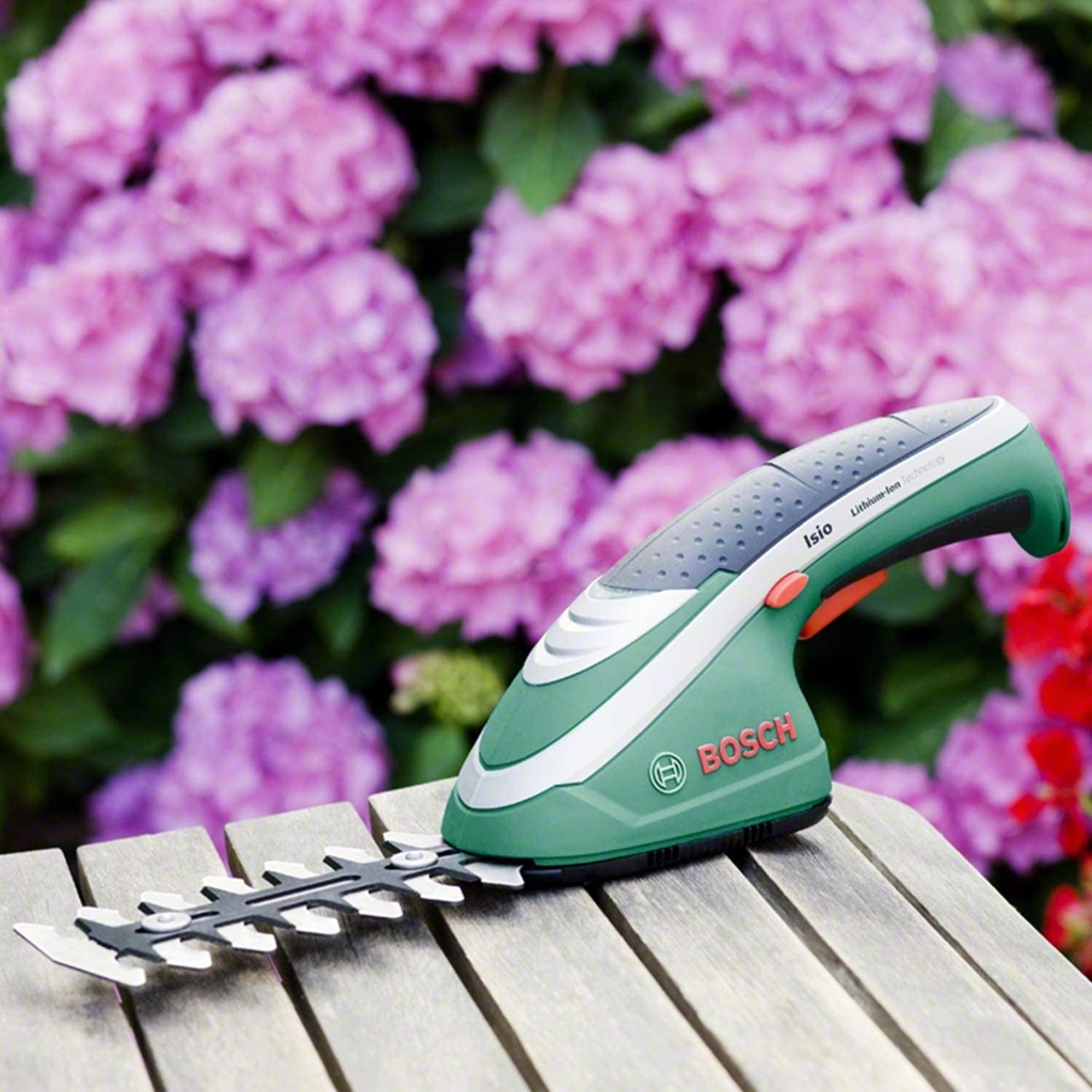 bosch-cordless-shrub-shear-isio-3-integrated-lithium-ion-battery-3-6-volt-shrub-blade-included-in-soft-case-02-d7778ceb54224a6fa18259228c120e27.jpg