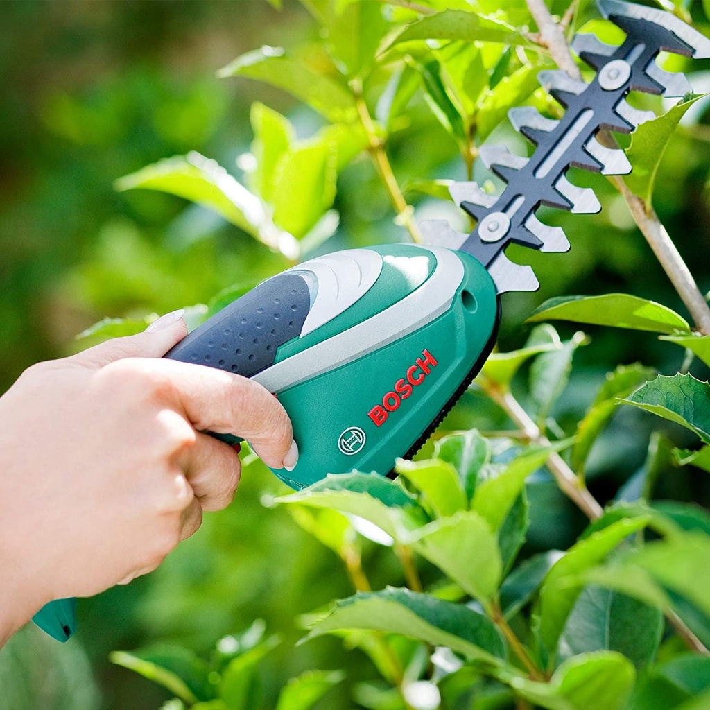 bosch-cordless-shrub-shear-isio-3-integrated-lithium-ion-battery-3-6-volt-shrub-blade-included-in-soft-case-07-c52997c7bb849e85ad8e72147f9c9565.jpg