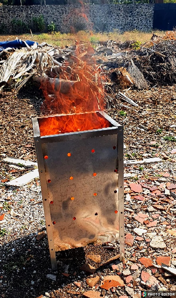 marabuut-garden-waste-incinerator-large-29-x-16-square-galvanized-burn-barrel-trash-can-used-to-burn-yard-debris-wood-leaves-and-cardboard-complete-with-assembly-tools-03-Marabuut_Garden_Wast_8b9acfbaa22fa84689c7f02e7e5db6c2.jpg