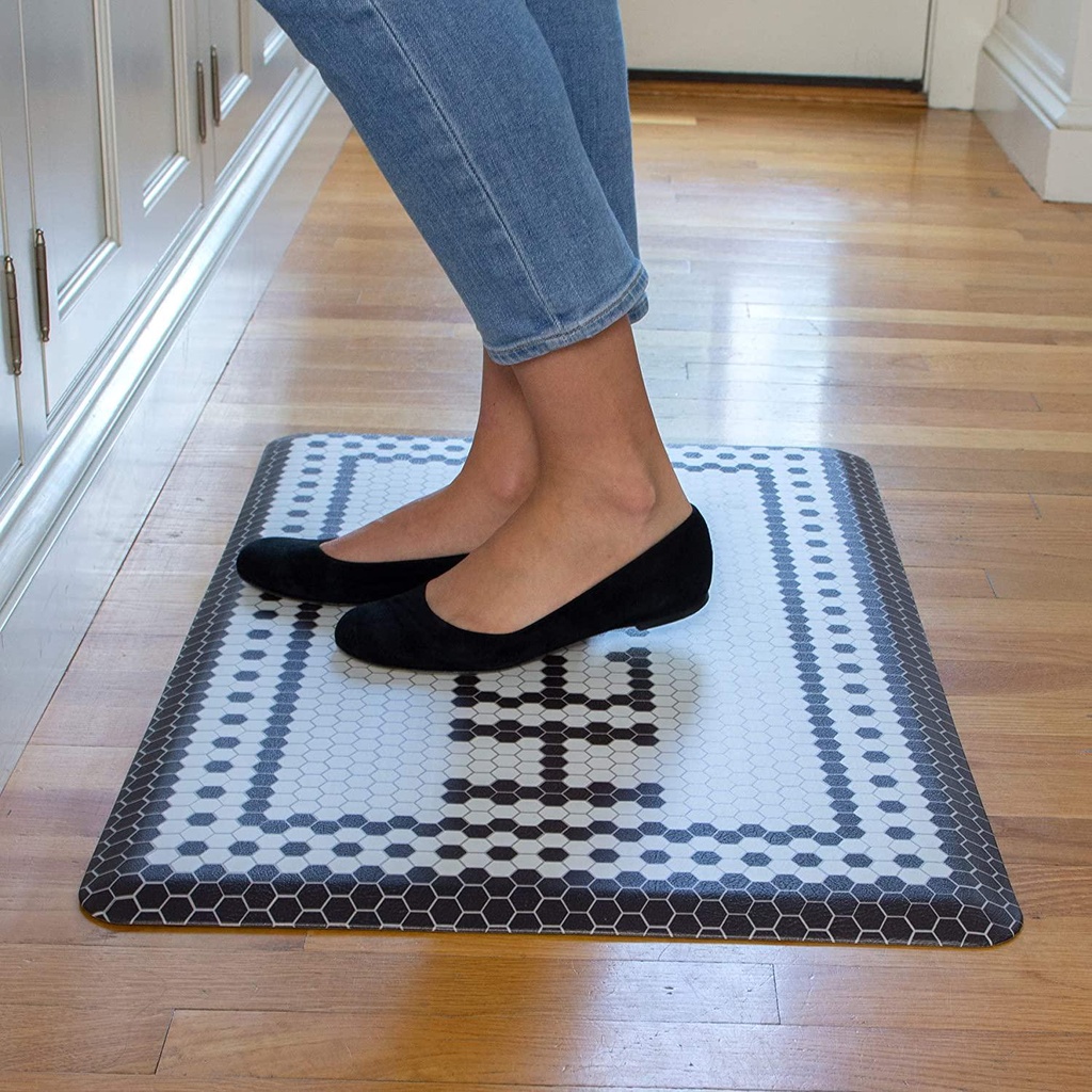 floorpops-fpa3744-cobbler-mat-black-06-FloorPops_FPA3744_Co_aa5cd99cb80785daee7ba42632aed6c1.jpg
