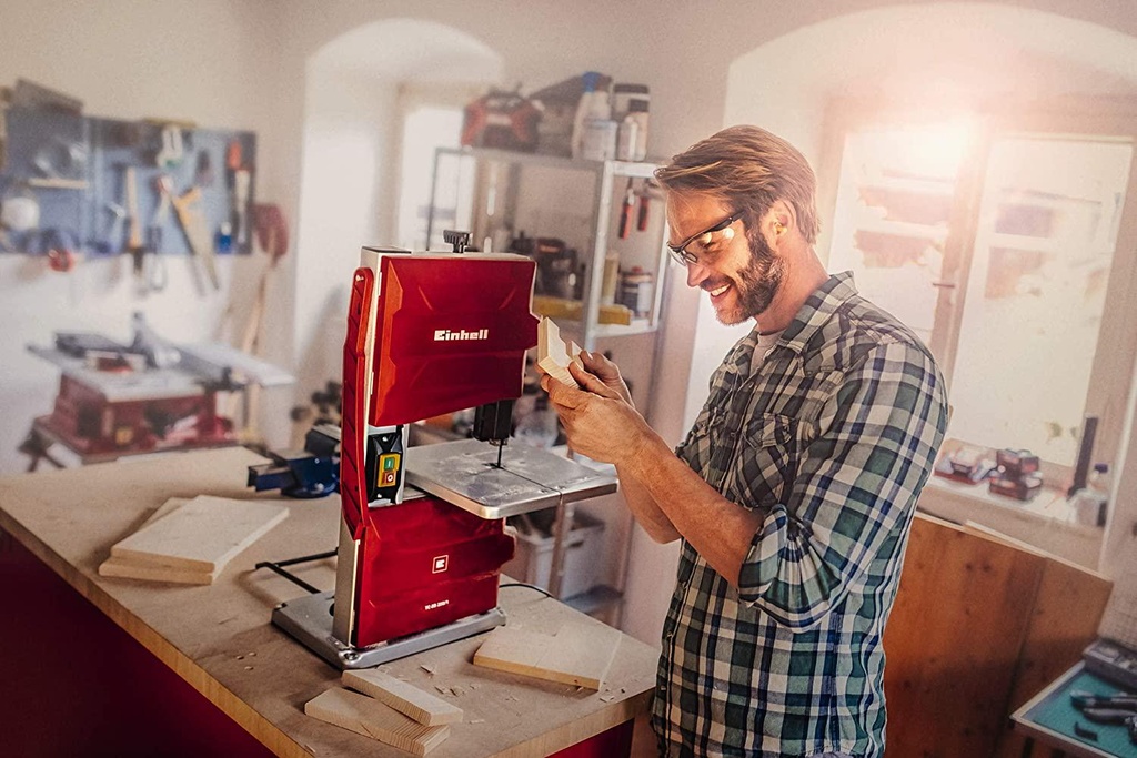 einhell-tc-sb-200-1-band-saw-electric-bench-saw-with-45-tiltable-metal-work-table-for-mitre-cuts-parallel-stop-dust-extraction-bandsaw-for-woodworking-crafting-and-diy-02-Einhell_TC_SB_200_1__81c88ee66ea91742ba17dcb6c6f65818.jpg