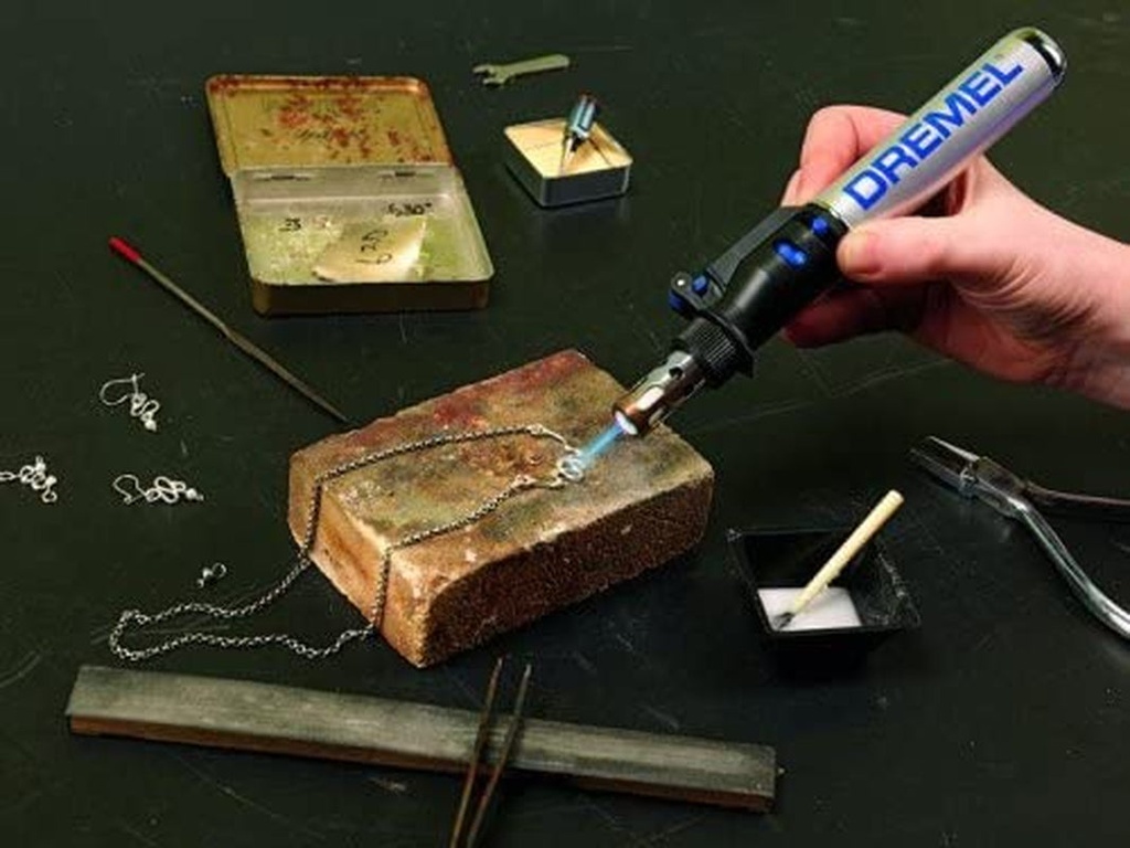 dremel-versatip-2000-butane-gas-soldering-iron-kit-with-6-interchangeable-pen-tips-for-welding-wood-burning-pyrography-jewellery-making-arts-and-crafts-07-ce6ddeb1f8c35b6e7758de03d80a3ce6.jpg