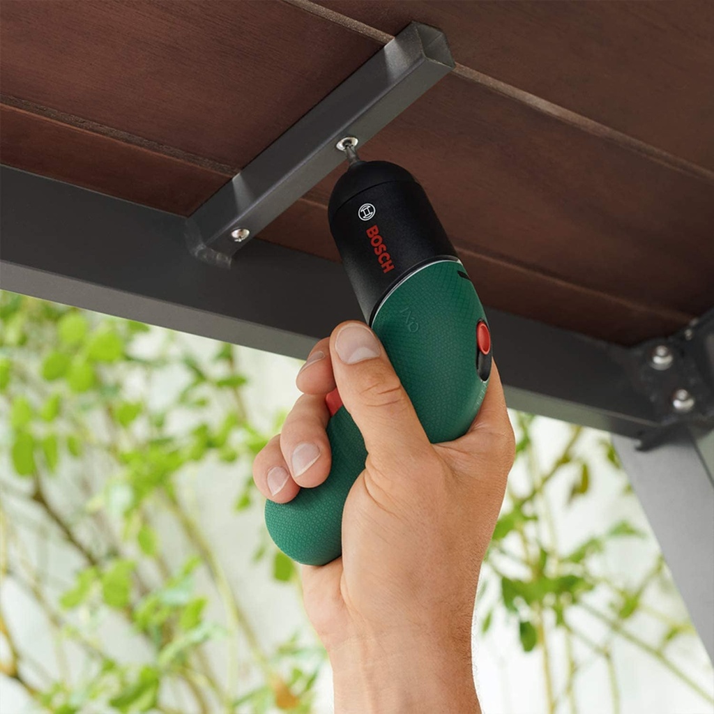 bosch-cordless-screwdriver-ixo-vi-premium-3-6-volt-rechargeable-battery-with-micro-usb-cable-variable-speed-control-10-screwdriver-bits-in-case-green-04-2363bfaa2c732e8ba9b7e598c7558e7b.jpg
