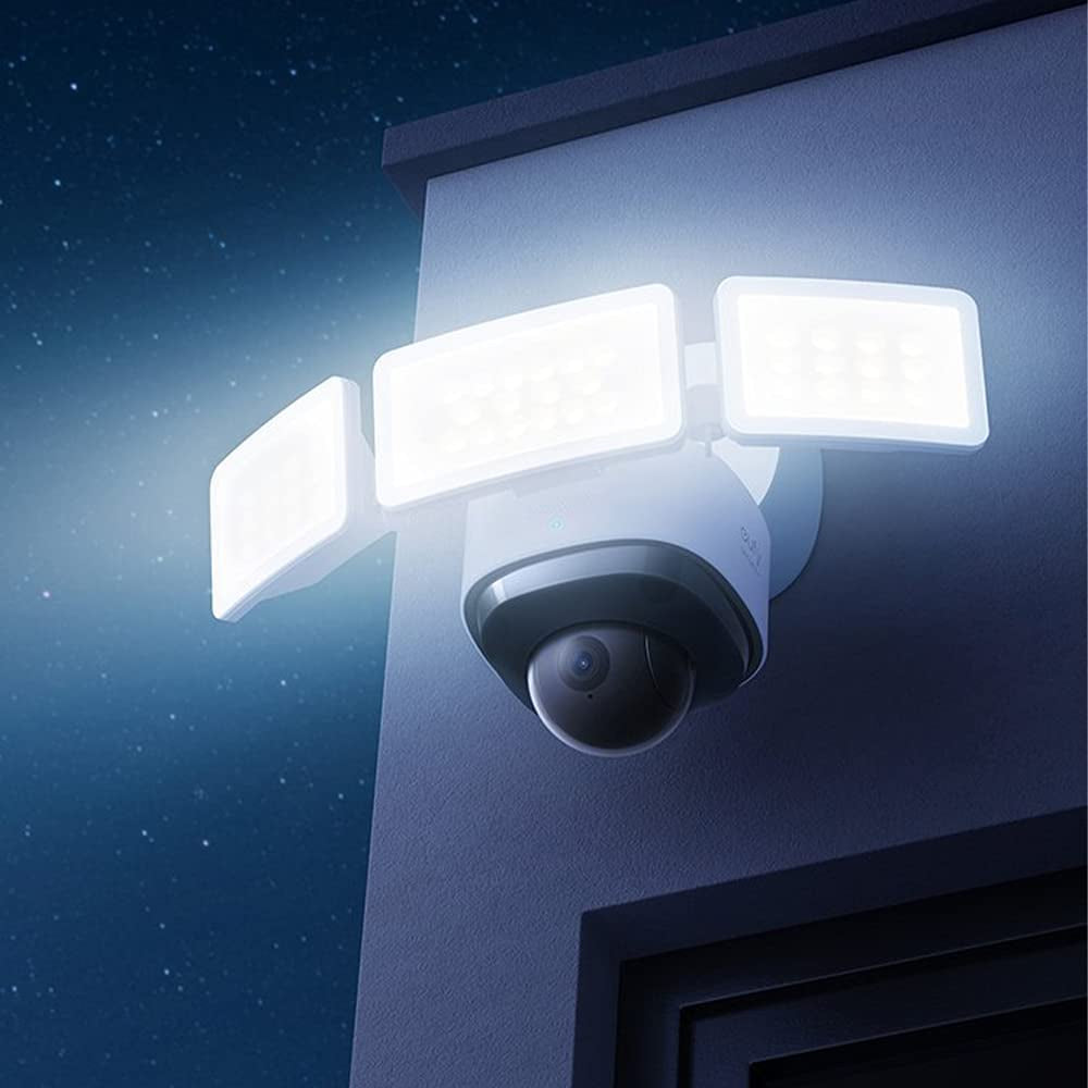 security-floodlight-pro-2k-360-degree-pan-and-tilt-coverage-2k-full-hd-smart-lighting-weatherproof-on-device-ai-no-monthly-fee-white-t8423c21-05-2fe33c0368543aadcc16f0119b22dd5d.jpg