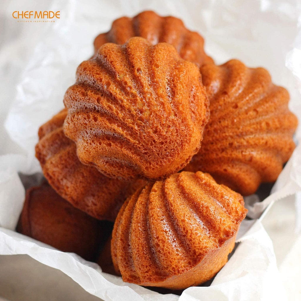 chefmade-madeleine-mold-cake-pan-12-cavity-non-stick-spherical-shell-madeline-bakeware-for-oven-baking-champagne-gold-06-CHEFMADE_Madeleine_M_5375ee08cdba6111eefa126402001963.jpg