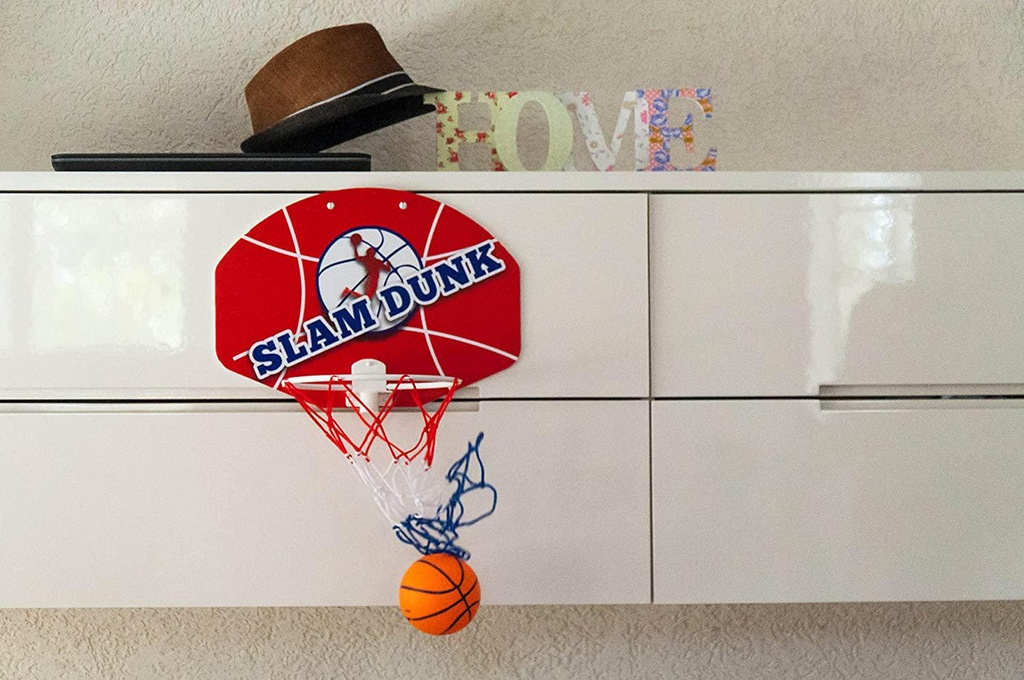 kipi-toys-slam-dunk-mini-basketball-hoop-set-over-the-door-plastic-toy-backboard-14-x-10-with-net-3-ball-pump-simple-assembly-easy-clip-on-mount-game-for-kids-children-or-adults-05-Kipi_Toys_Slam_Dunk__16976fb7c771e20e06167a913e8f5a1e.jpg
