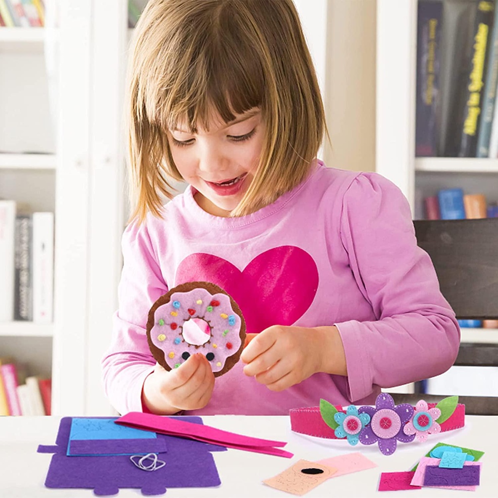 g-c-beginner-sewing-kit-for-kids-felt-craft-kit-7pcs-cute-sewing-patterns-diy-stuffed-unicorn-learn-to-sew-craft-kits-art-supplies-set-girls-gifts-04-G_C_Beginner_Sewing__69f117dc6e9f04083d550d872b9b6841.jpg