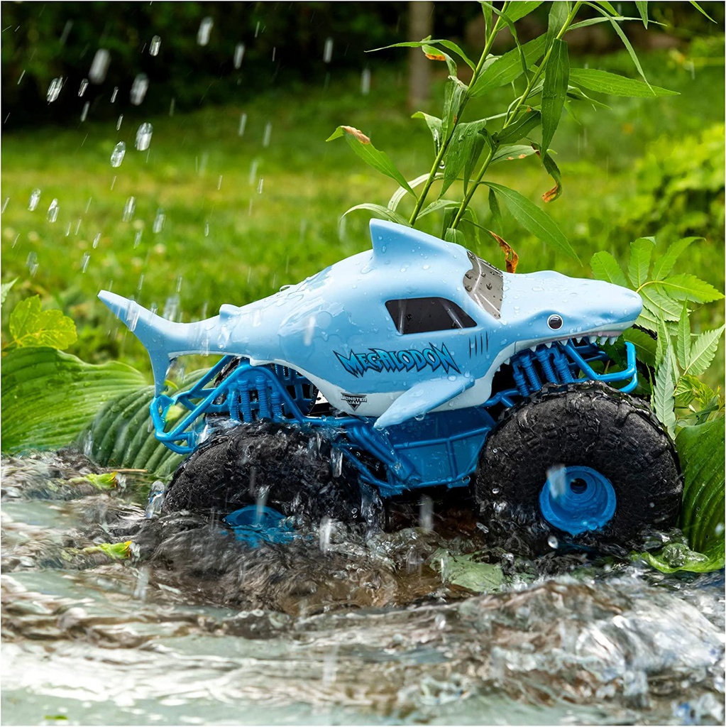 monster-jam-official-megalodon-storm-all-terrain-remote-control-monster-truck-1-15-scale-03-Monster_Jam_Official_c5878a35d2a0a87288c7bef11de7e184.jpg