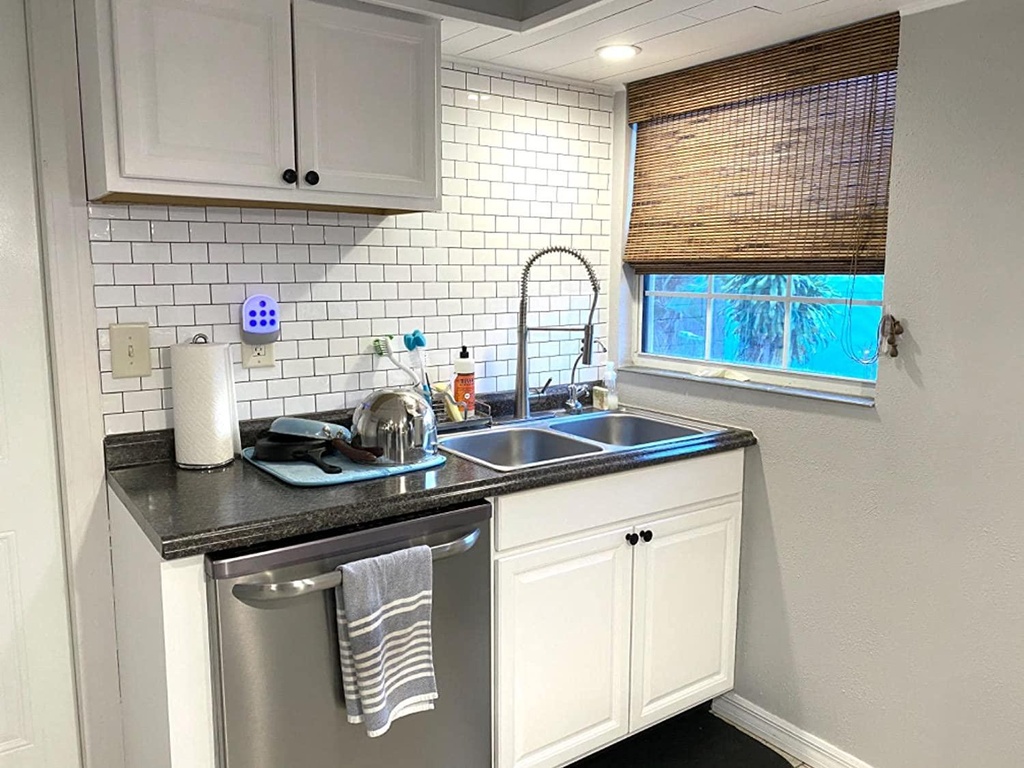 homeymosaic-12-x12-subway-white-peel-and-stick-backsplash-tile-stickers-stick-on-tiles-for-kitchen-bathroom-backsplash5-sheet-thicker-design-02-HomeyMosaic_12_x12_S_a17a04596b86d2fef6654414a634d9b1.jpg