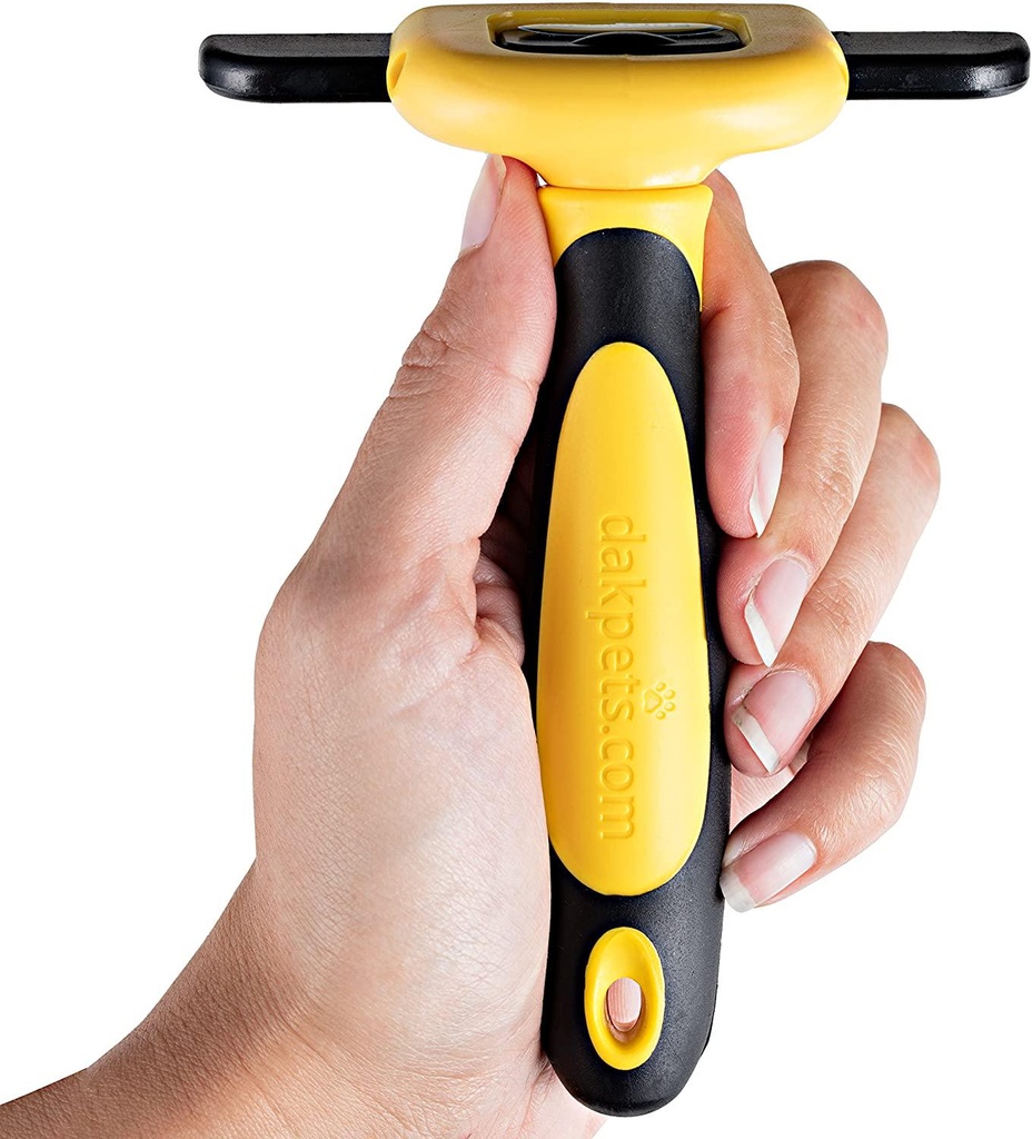 pet-grooming-brush-effectively-reduces-shedding-by-up-to-95-professional-deshedding-tool-for-dogs-and-cats-02-Pet_Grooming_Brush_E_6570a117e708533012c736d51cef2d2c.jpg