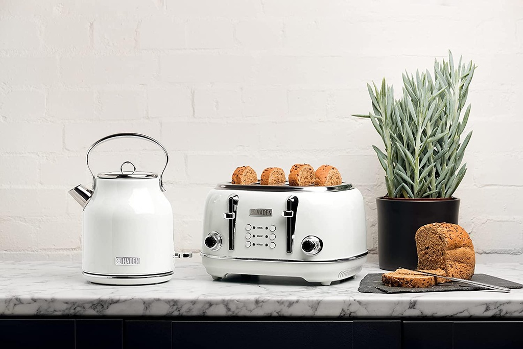 haden-heritage-cordless-kettle-traditional-electric-fast-boil-kettle-3000w-1-7-litre-white-ce23-03-Haden_Heritage_Cordl_d4bef2ac4e0eb2da8ef824e26ac946fb.jpg