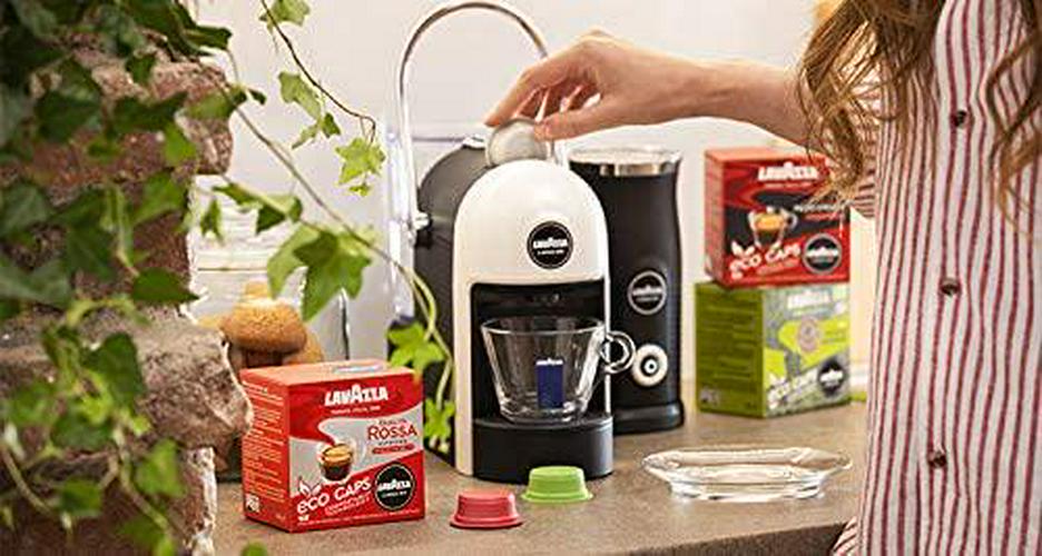 lavazza-a-modo-mio-jolie-and-milk-coffee-machine-with-milk-frother-white-06-Lavazza_A_Modo_Mio_J_fcc68a5d10804c0237dd09412d109784.jpg