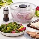 oxo-good-grips-salad-spinner-4-0-litre-clear-large-05-OXO_Good_Grips_Salad_ef278d2c0d97b51485e2b7a0ceaec420.jpg